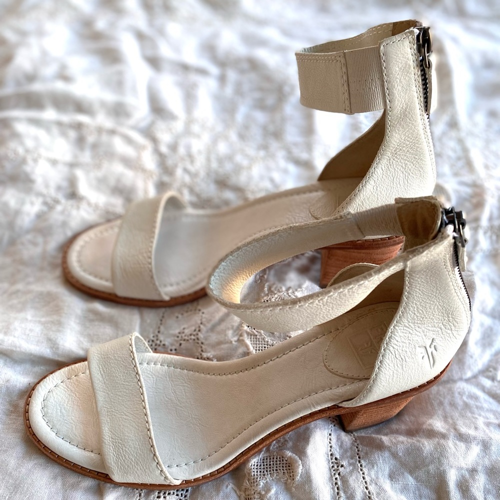 Frye White Leather Heeled Sandals